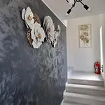 Bella Vista 公寓 穆泰尔岛