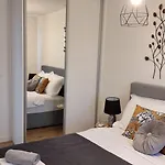 Bella Vista 公寓