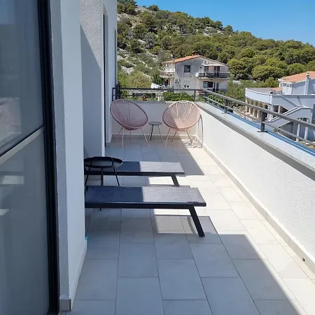 Bella Vista * Murter