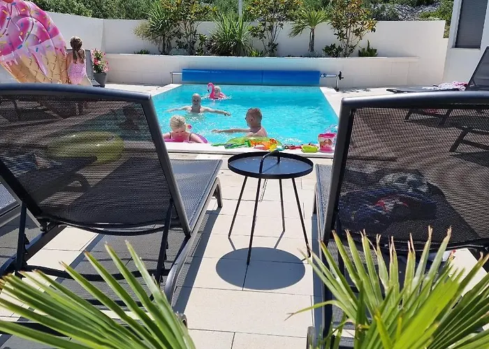 Bella Vista Apartment