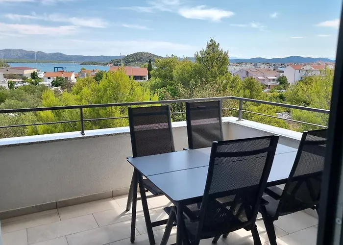 Apartment Bella Vista Murter