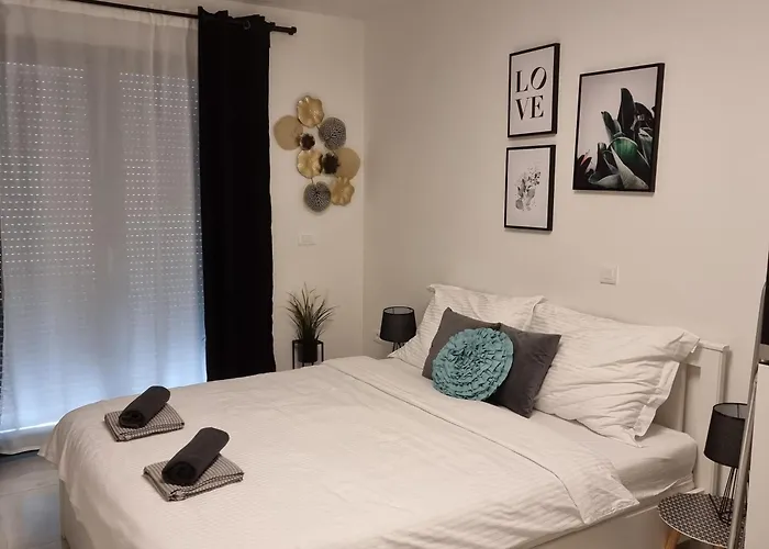 Bella Vista Apartment