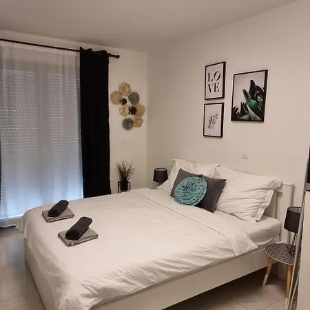 Bella Vista Lägenhet