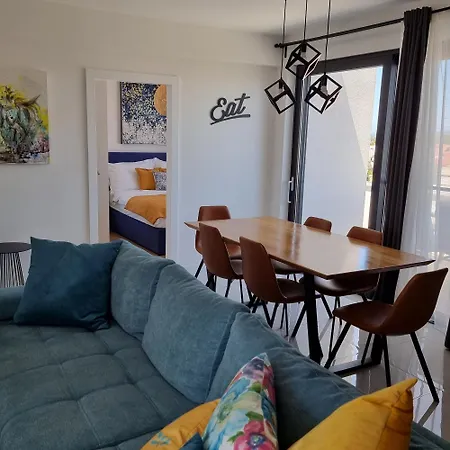 Lägenhet Bella Vista