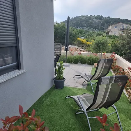 Bella Vista * Murter