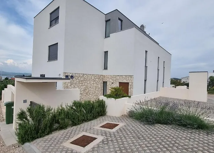 Bella Vista מורטר