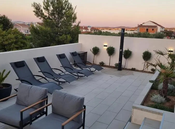 Bella Vista מורטר