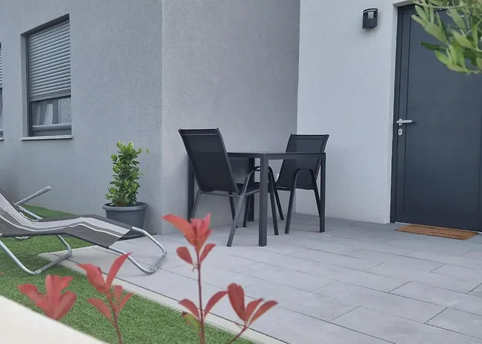 Bella Vista * מורטר